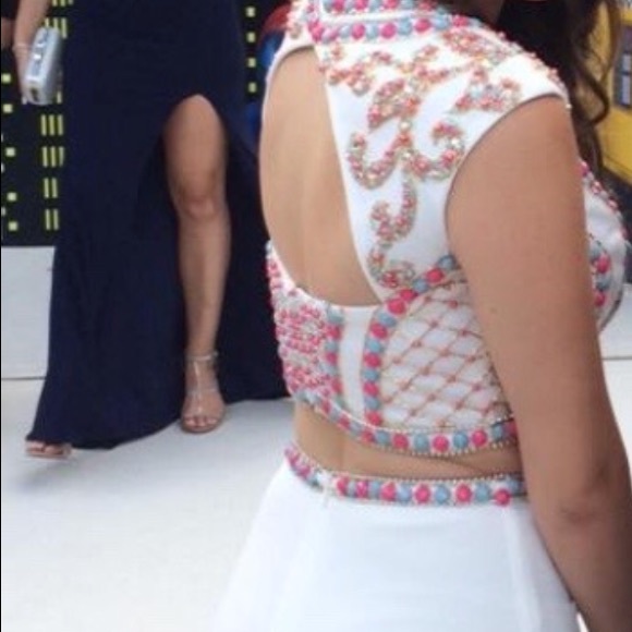 Two piece PROM dress beaded top. - Picture 5 of 5